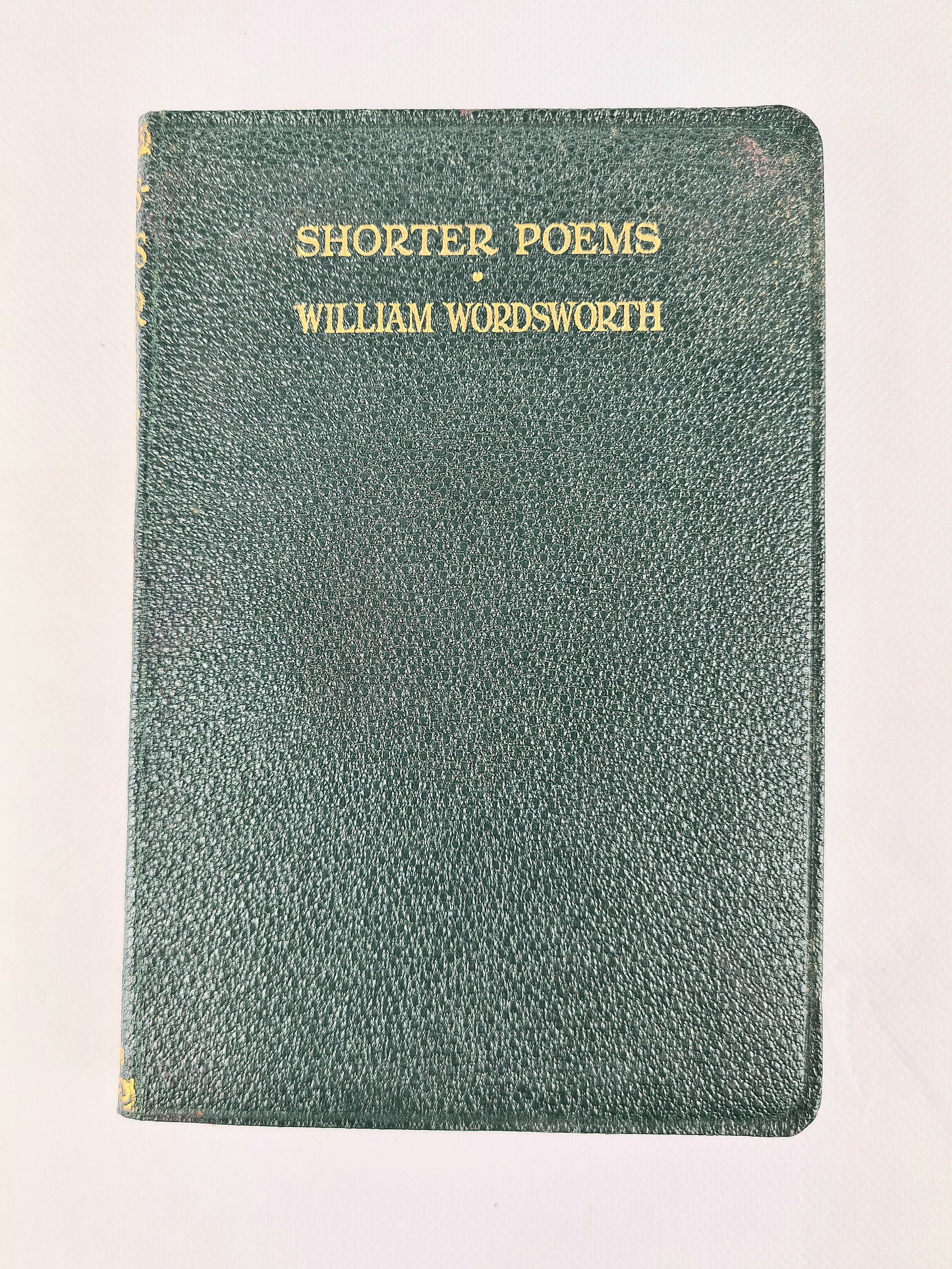 Shorter Poems of William Wordsworth. Vintage poetry book