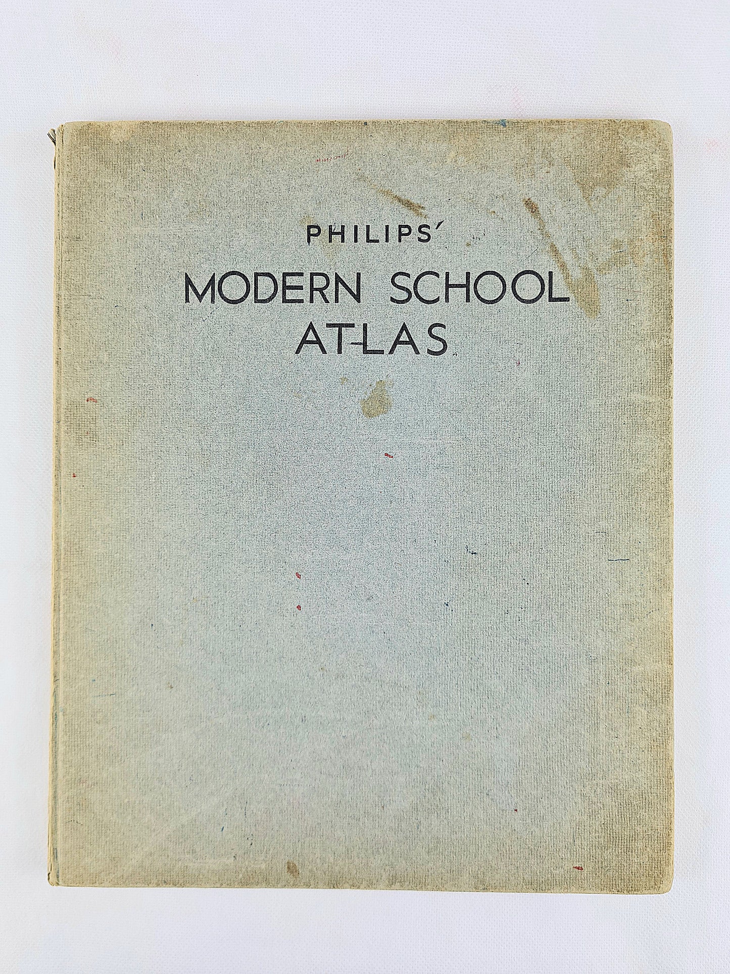 Philips Modern School Atlas. Vintage atlas with full colour maps 1960s