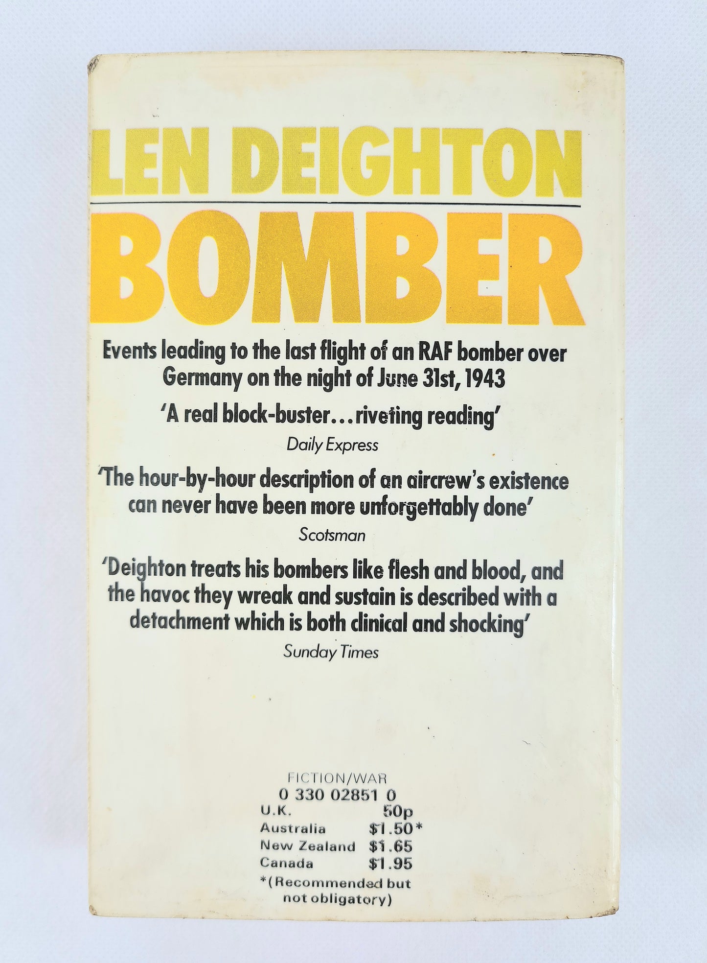 Bomber by Len Deighton. Vintage Paperbacks. Pan Books