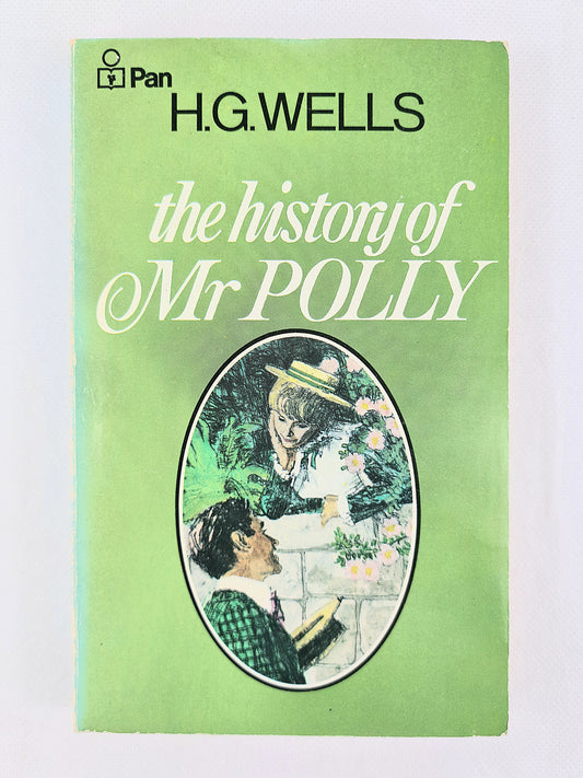 The History of Mr polly by hg Wells. Vintage paperback book 