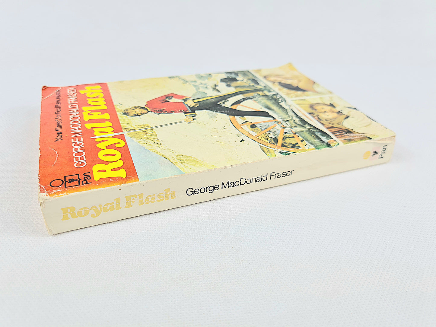 Royal Flash by George Macdonald Fraser. Vintage paperback books. Pan publication
