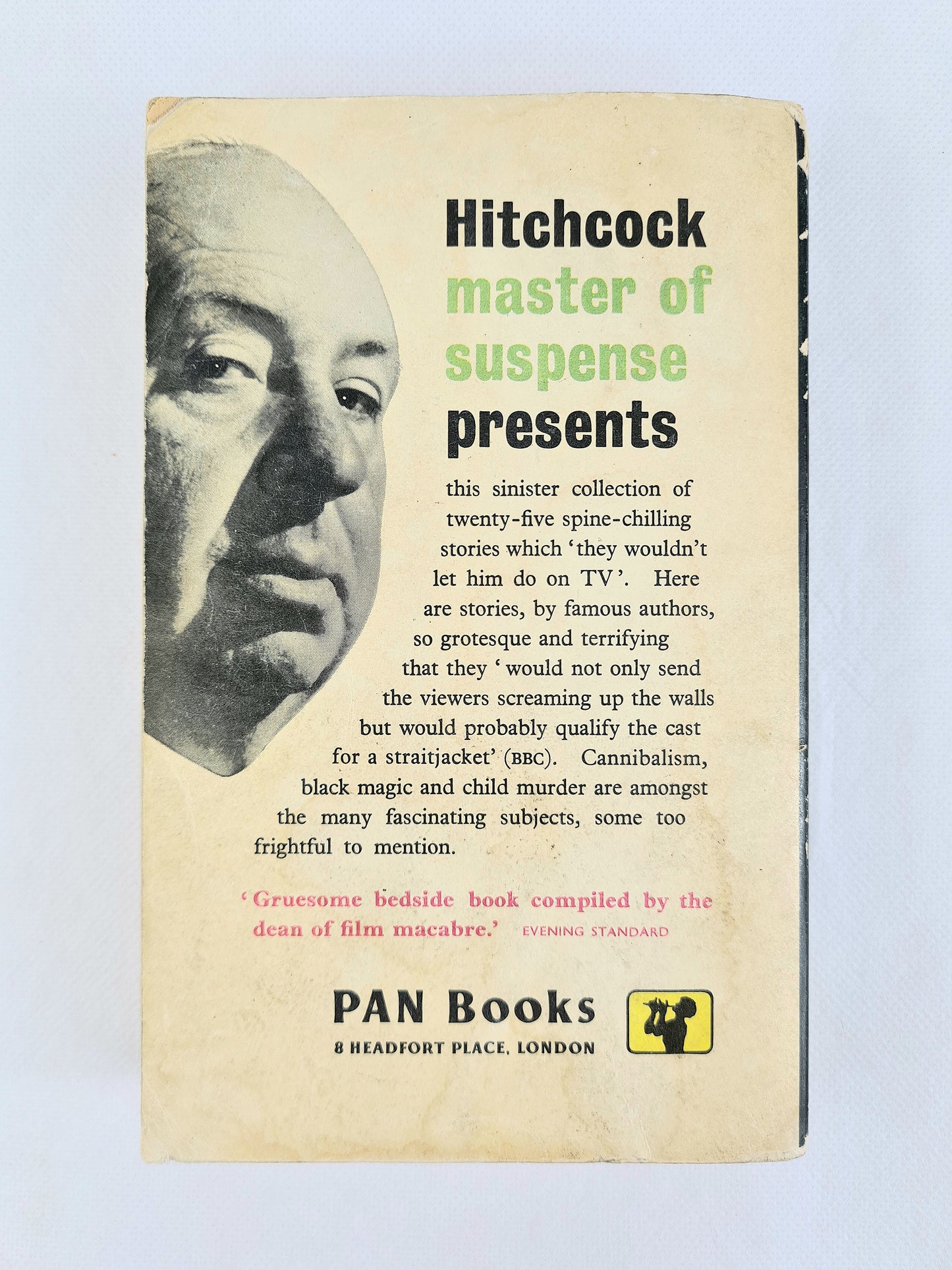 Alfred Hitchcock Presents, Stories they wouldn't let me do on TV. Vintage Pan Books X71