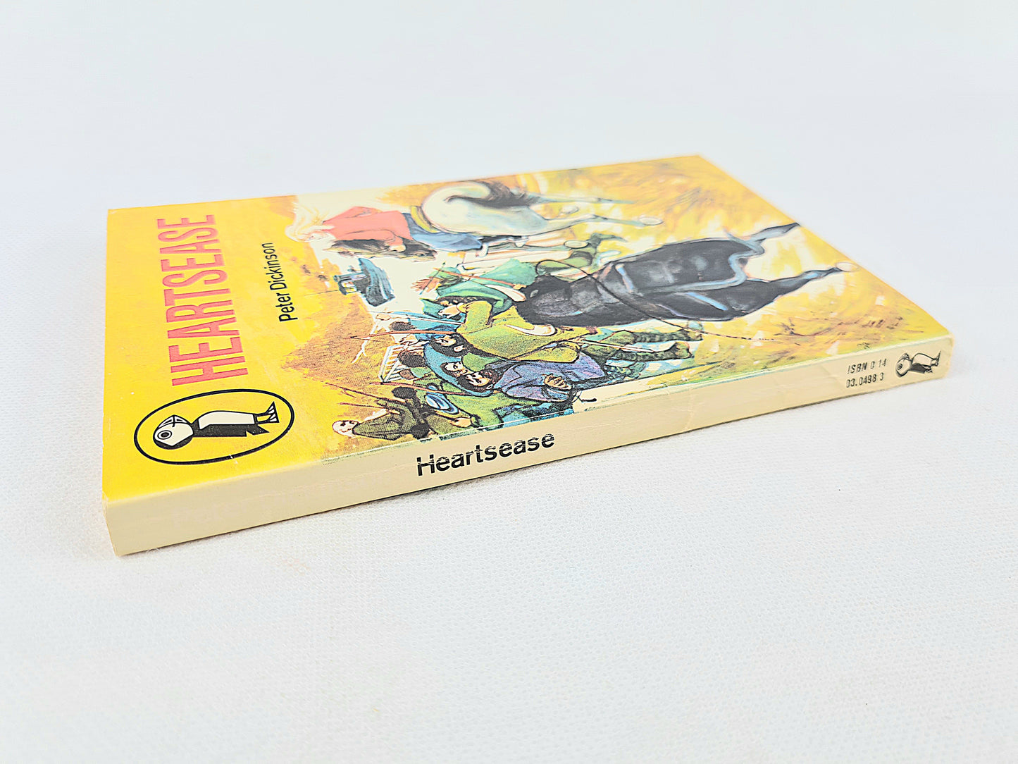 Heartsease by Peter Dickinson. Vintage Puffin book