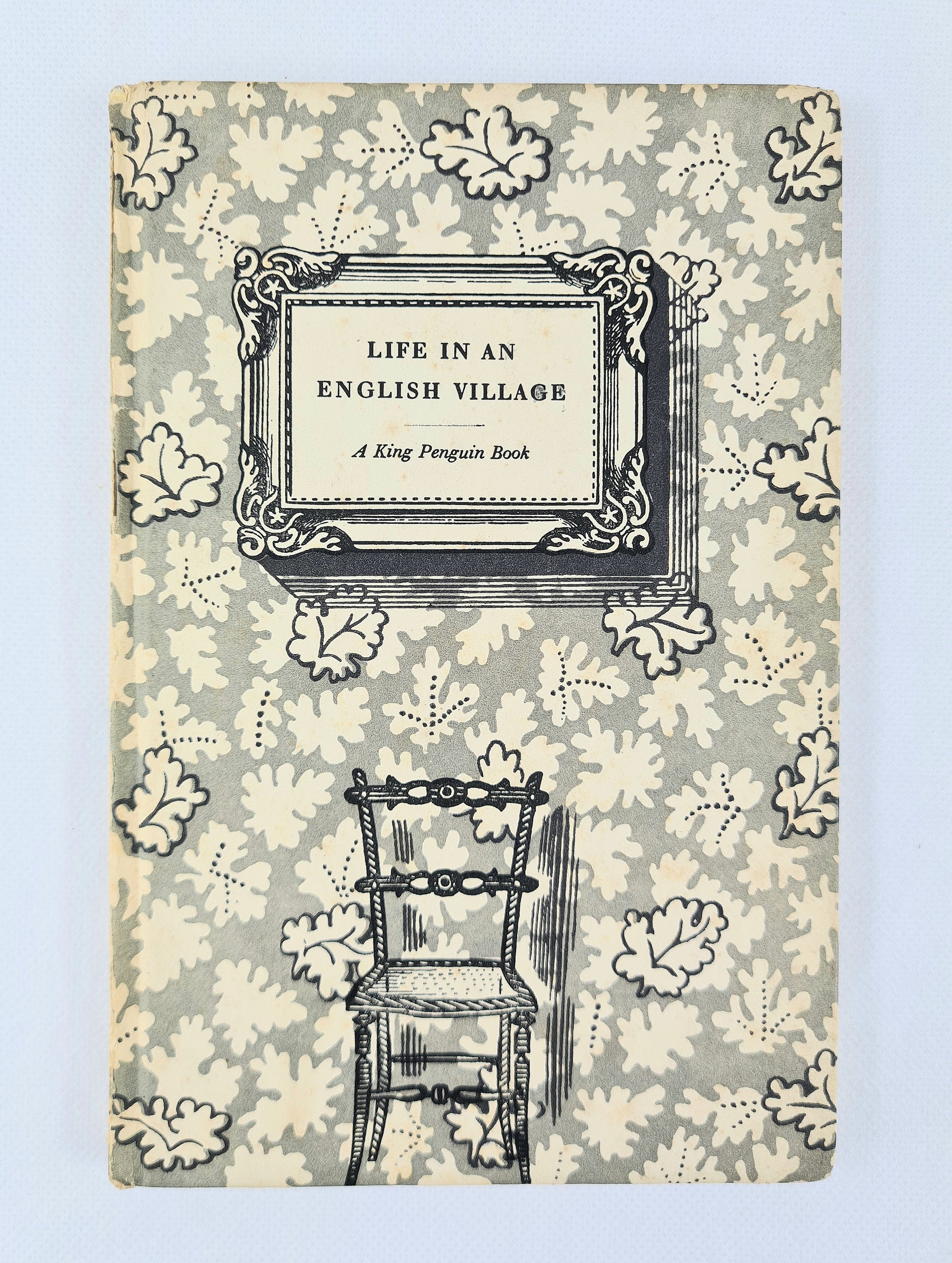 Life in an English Village. First edition book. Penguin books 