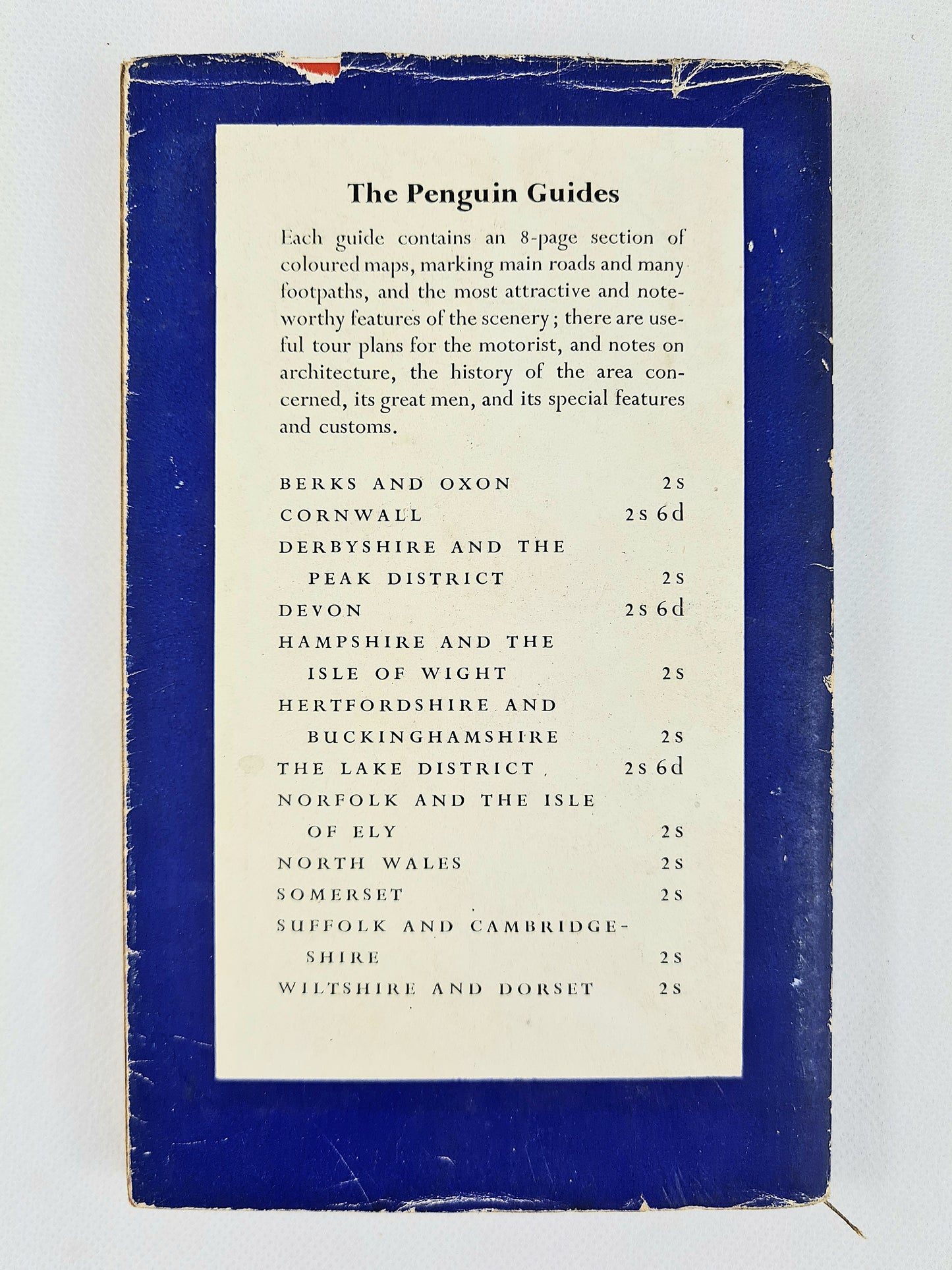 Penguin Travel Guides, Berkshire and Oxfordshire. Vintage travel guide