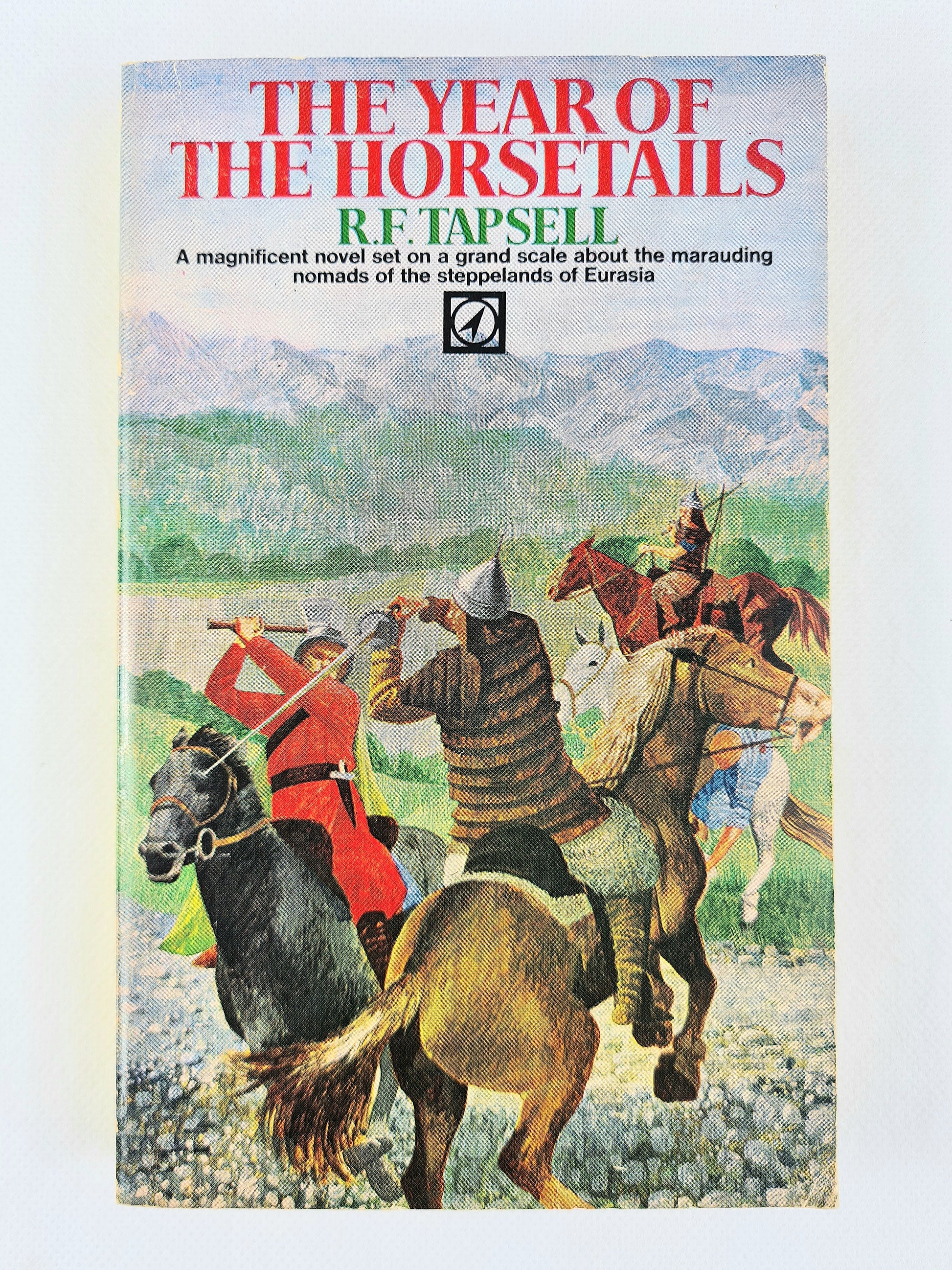 The year of the horsetails. Paperback book 