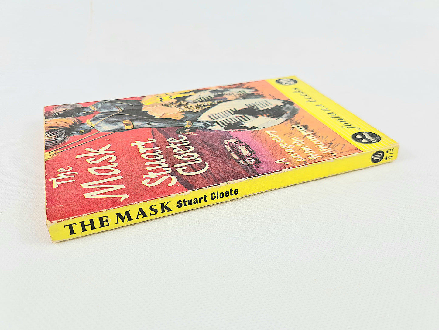 The Mask by Stuart Cloete. Vintage paperback book. Fontana books