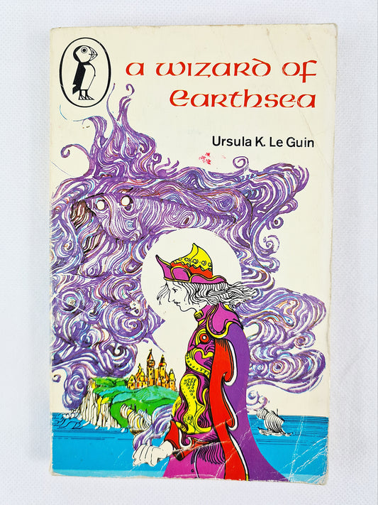 A wizard of earthsea, vintage childrens book 