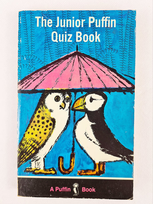 Vintage childrens quiz book published by Puffin Books 