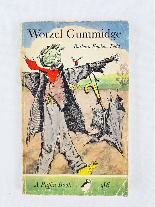 Worzel Gummidge, vintage puffin book 