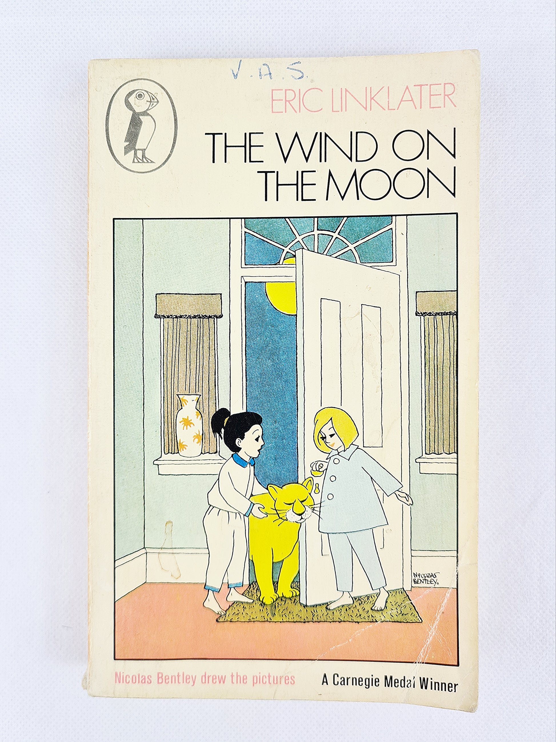 The wind on the moon, vintage puffin book 