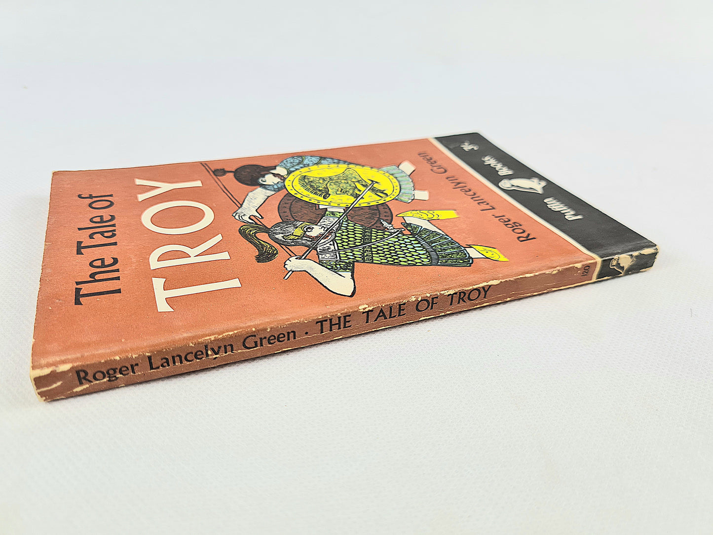 The Tale of Troy by Roger Lancelyn Green. Old children's book. Puffin books