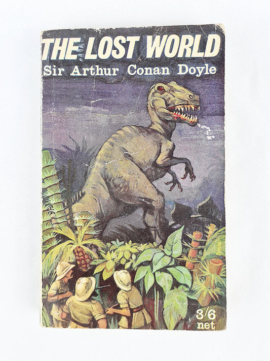 Vintage arthur conan doyle book, the lost world, vintage books