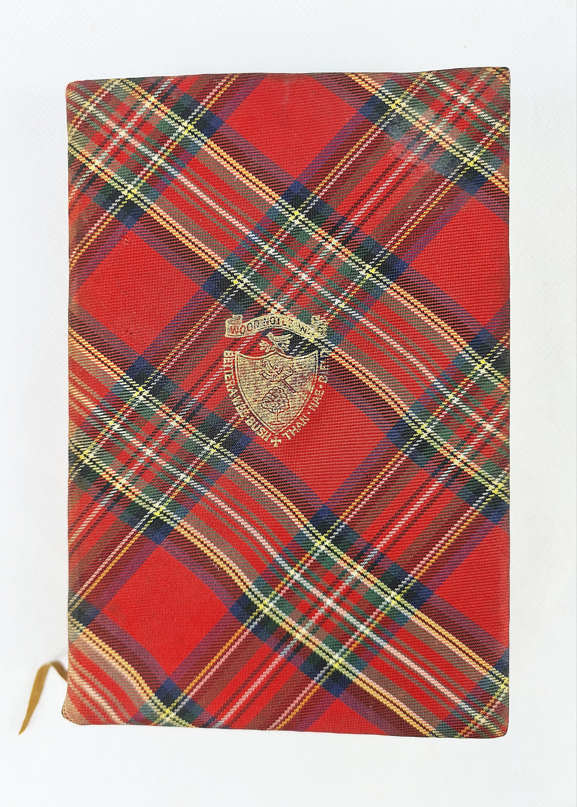 Red tartan poetry book by Robert Burns